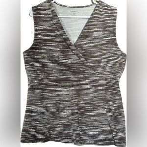 Croft & Barrow Sleeveless Patterned Blouse- V-neck. Excellent condition. Size XL